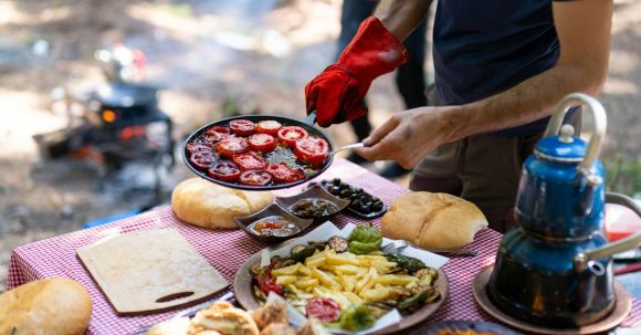Is it Safe to Cook at Your Campsite in Bear Country?